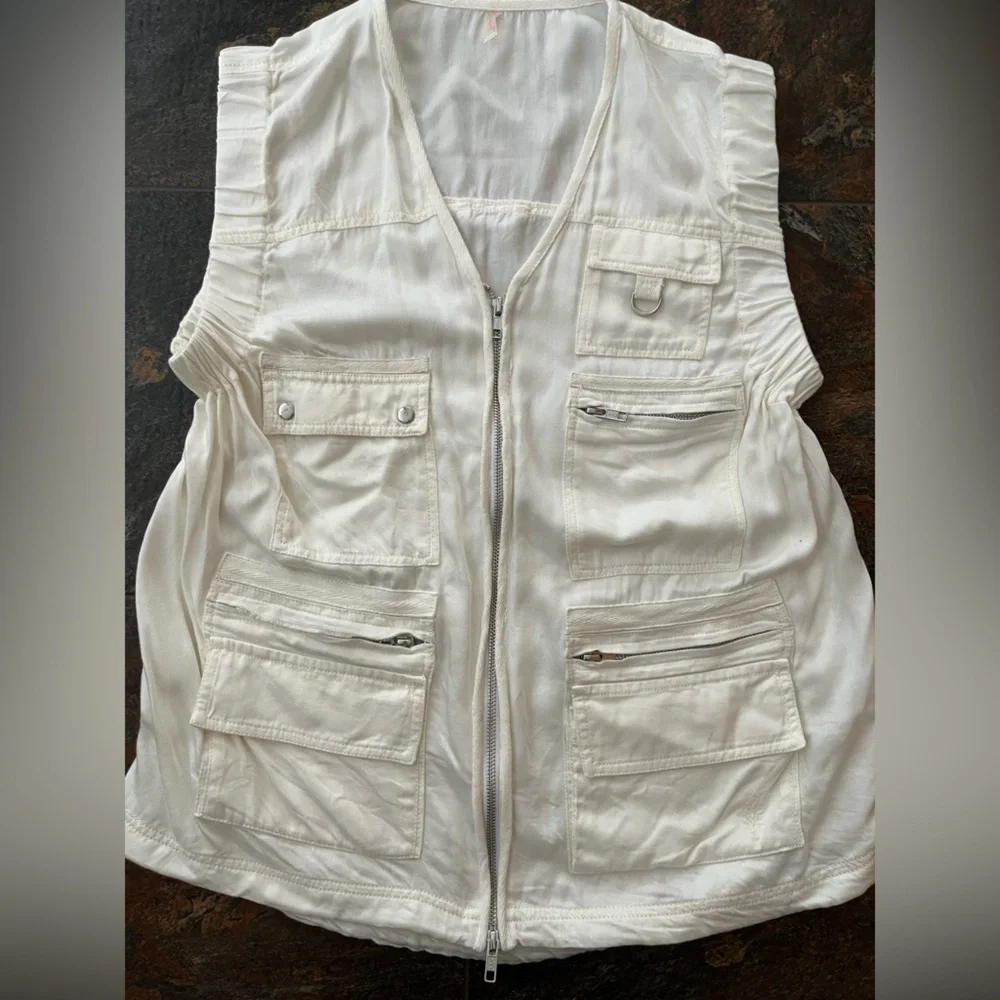 Womens Free People Movement cream utility functional oversized 2 way zip vest XS